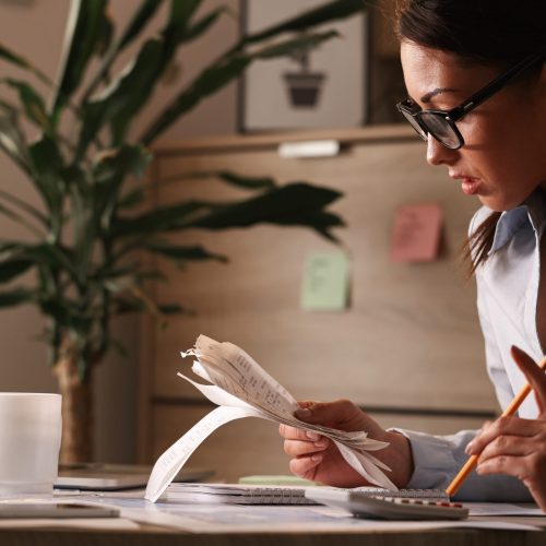 “Organização financeira com fé e sabedoria”